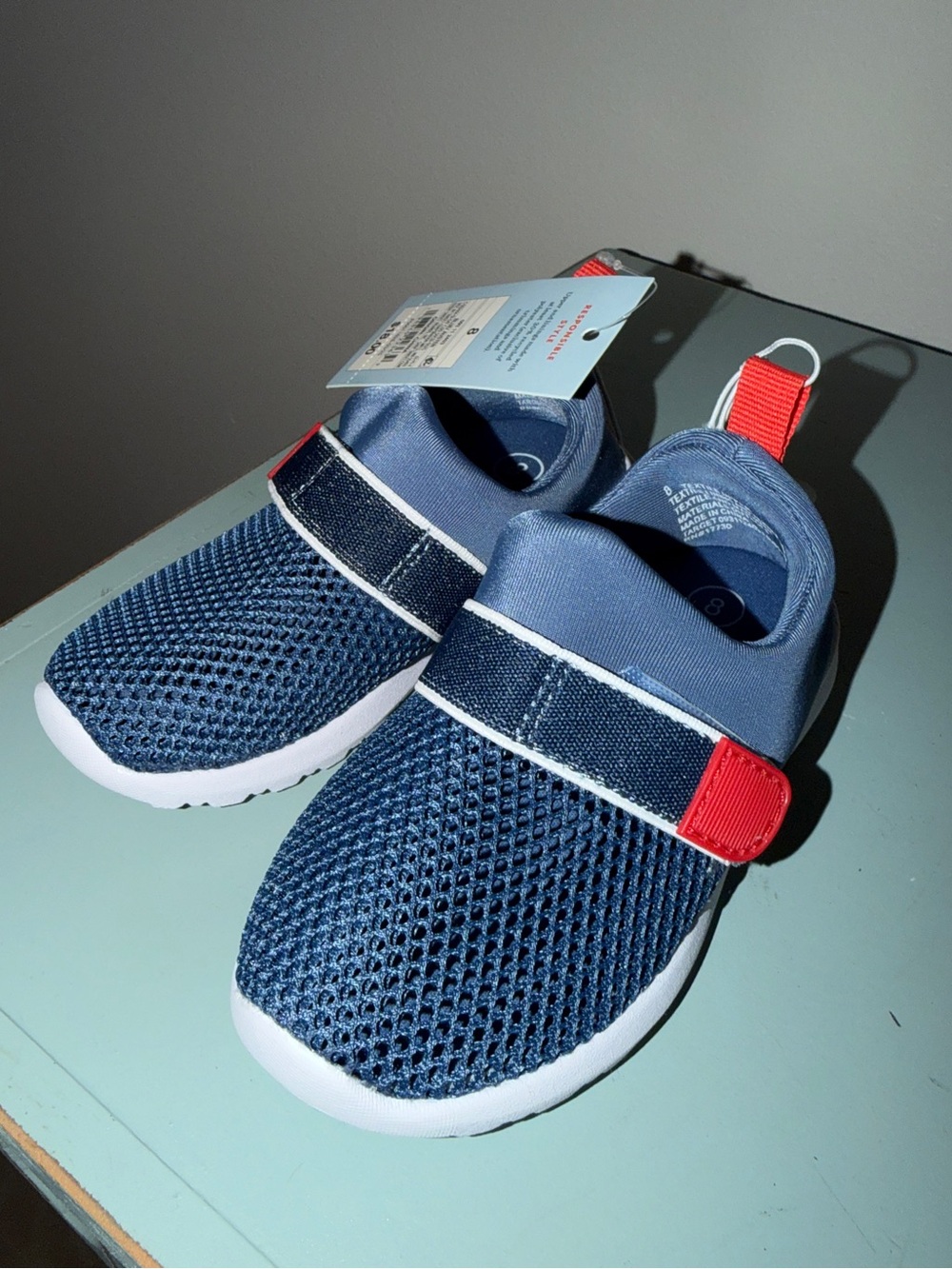 Cat & Jack Navy Mesh Slip-On Sneakers with Red Accent toddler 8